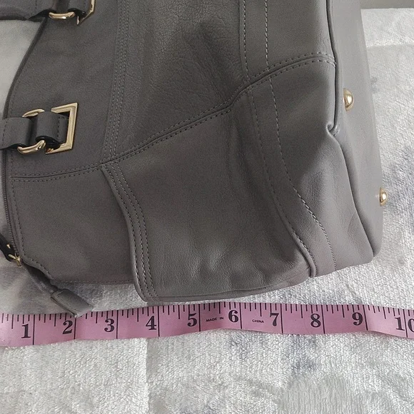 Tignanello Pretty Pockets Grey Leather Shoulder Bag - Picture 6 of 10